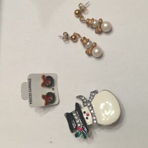 Festive Snowman Brooch and Earrings Set